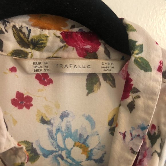 Floral Zara blouse - Picture 1 of 3